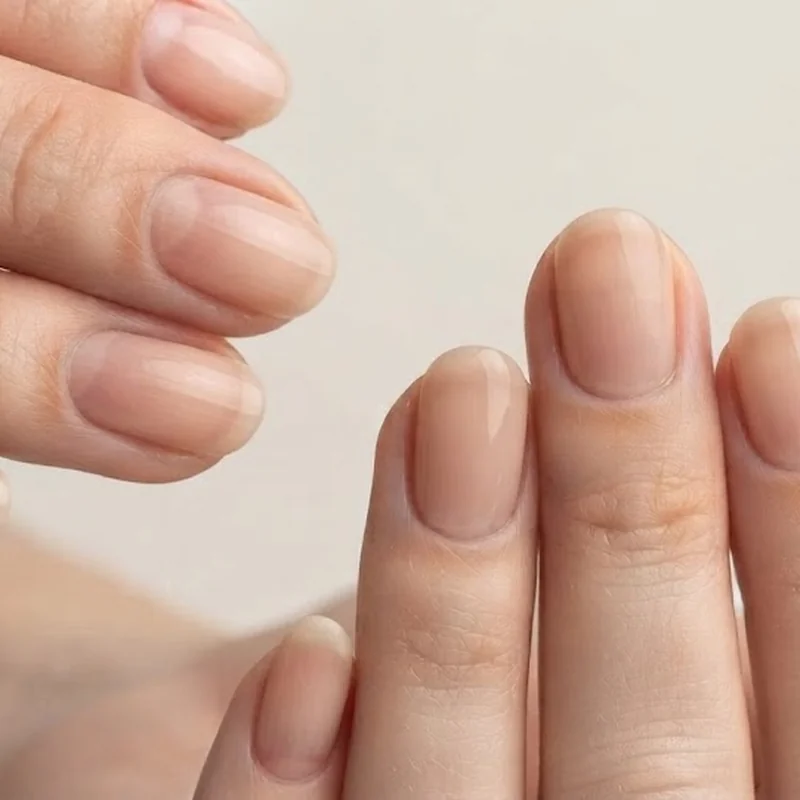 Best Nails for Musicians: Piano, Guitar & Violin Guide 2026